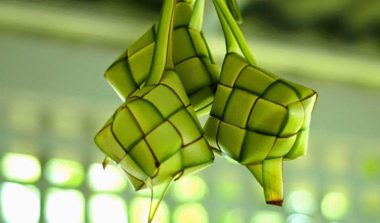 hiasan ketupat lebaran